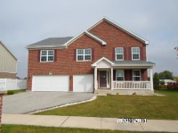 2272 Queensbridge Dr, Lynwood, IL 60411 