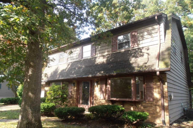 925 W Shorewood Ct, Dunlap, IL 61525 