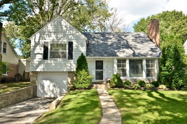 54 Williamsburg Road, Evanston, IL 60203 