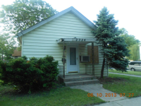 2324 Des Plaines St, Blue Island, IL 60406 