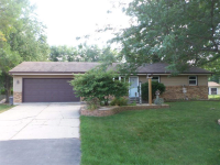 1015 Wissmach Lane Ln, Machesney Park, IL 61115 