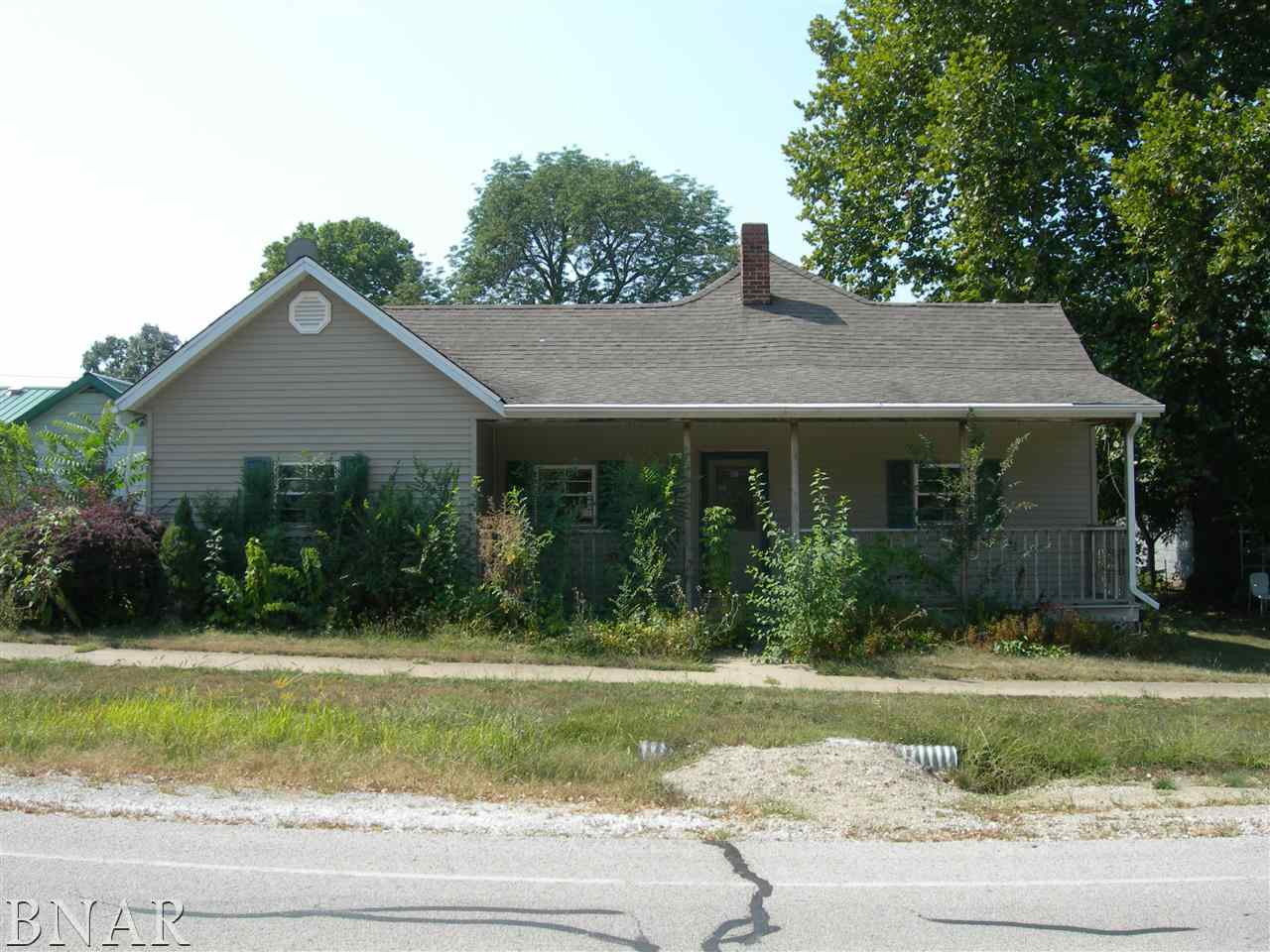 306 NW Main, Hopedale, IL 61747 