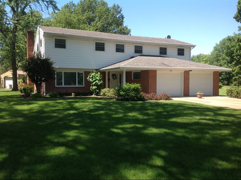 700 Hickory Drive, Newton, IL 62448 