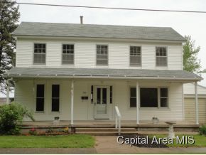 107 E Prairie, Waverly, IL 62695 