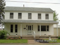 107 E Prairie, Waverly, IL 62695 