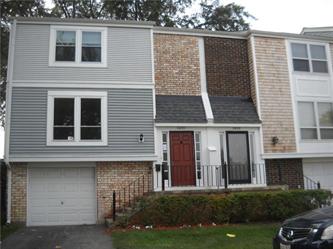 2051 Kettering Rd, Hoffman Estates, IL 60169 