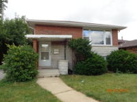 275 Luella Ave, Calumet City, IL 60409 