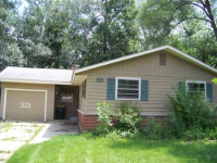 321 Arrowhead Trl, Carol Stream, IL 60188 