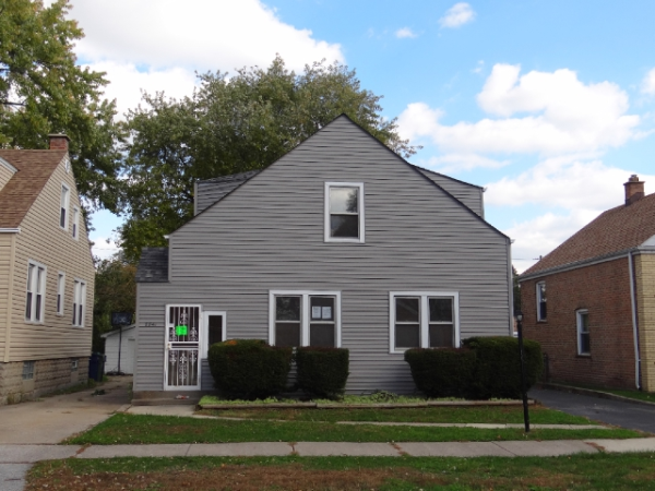 8841 S Sacramento Avenue, Evergreen Park, IL 60805 