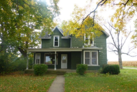 218 W Walnut St, La Rose, IL 61541 