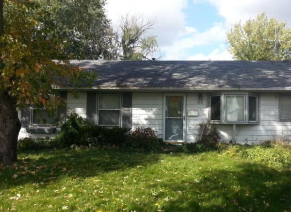 312 Hillside Dr, Streamwood, IL 60107 