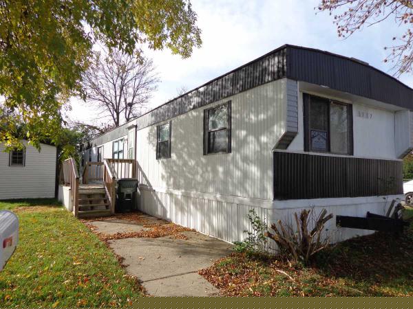 3517 Harvey, Park City, IL 60085 