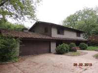 8010 Pillow Hill Rd, Spring Grove, IL 60081 