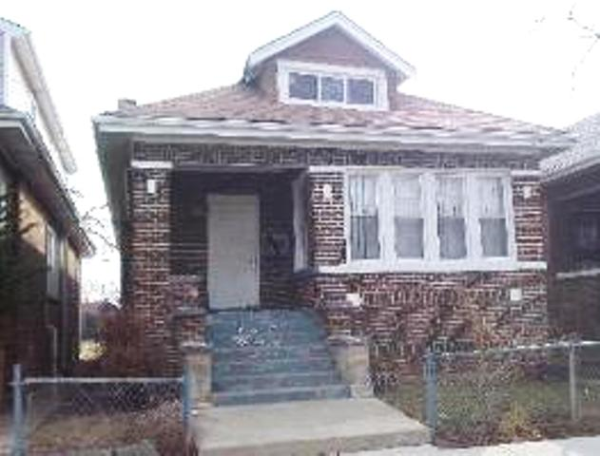 8542 S Loomis Blvd, Chicago, IL 60620 