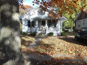 9841 Baltimore St, Belleville, IL 62223 