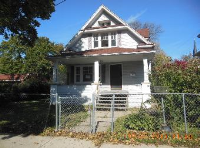 910 17th Ave, Rockford, IL 61104 