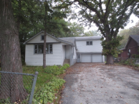 2916 Oakwood Avenue, Mchenry, IL 60051 