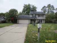 414 Hiawatha Dr, Carol Stream, IL 60188 