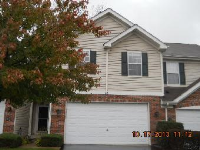 16 Blue Stem Ct, Streamwood, IL 60107 