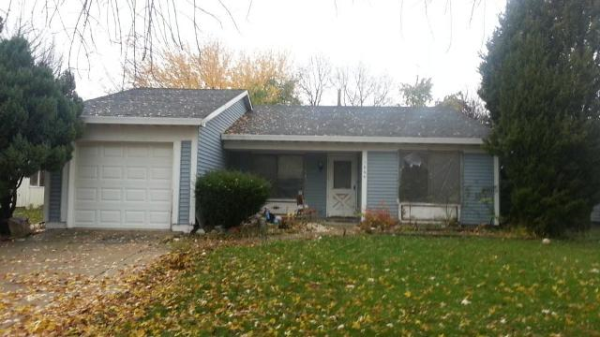 1064 Crestwood Lane, Bolingbrook, IL 60440 