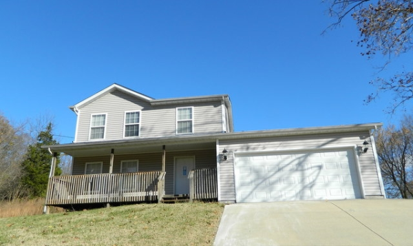 141 Hillside Dr, Caseyville, IL 62232 