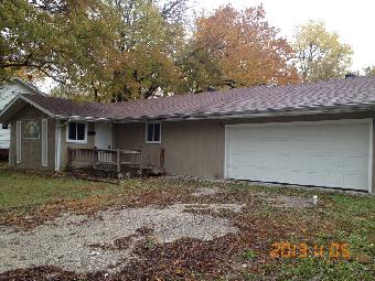 3206 Regent Ave, East Saint Louis, IL 62204 