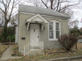 819 N 2nd St, Belleville, IL 62226 