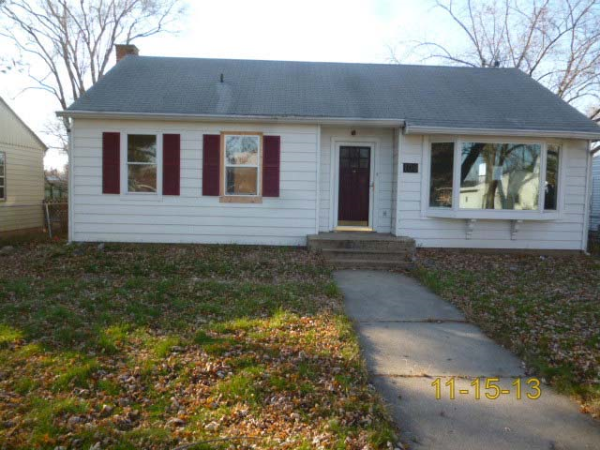 108 South Heather Dr, Crystal Lake, IL 60014 