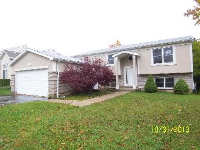 2720 W Hayley Ct, Waukegan, IL 60085 