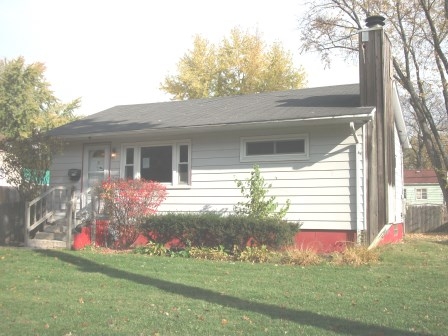 2225 N Northern Ave, Waukegan, IL 60087 