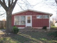 407 Pennsylvania Avenue, South Roxana, IL 62087 