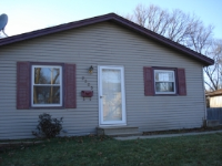 2223 Lucille St, Rockford, IL 61104 