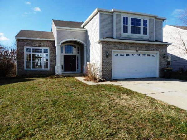 231 Paradise Parkway, Oswego, IL 60543 