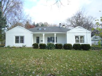 516 S Calumet Ave, Aurora, IL 60506 