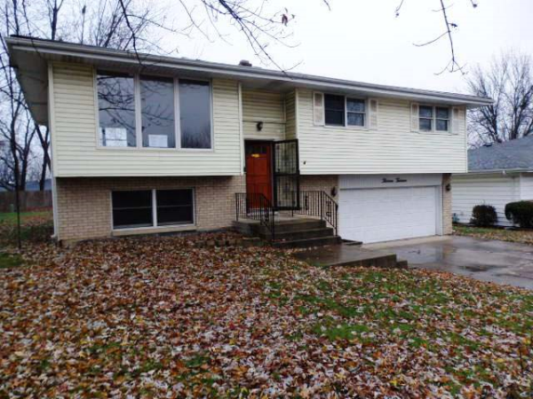 1313 Devonshire Drive, Joliet, IL 60435 