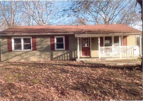 225 Merriweather Ln, Fairview Heights, IL 62208 