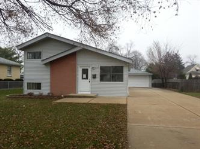 43 S Roberta Ave, Northlake, IL 60164 