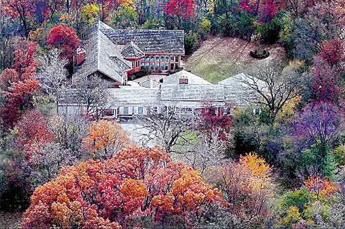 305 OAK BROOK Road, Oak Brook, IL 60523 