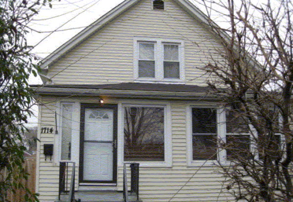 1714 Brown Ave, Evanston, IL 60202 