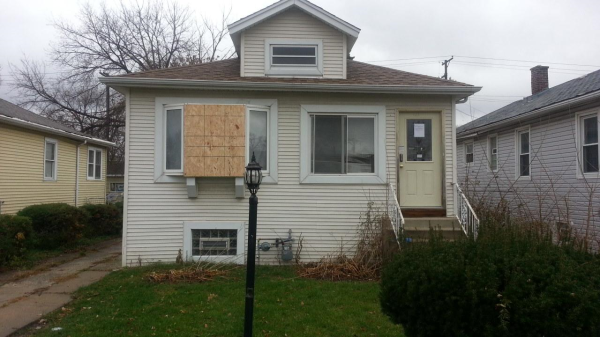 428 S 21st Ave, Maywood, IL 60153 