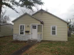 1117 Ophia St, Metropolis, IL 62960 