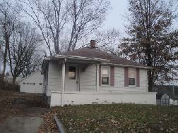 1212 S Hinshaw Ave, Bloomington, IL 61701 