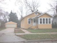 1011 W Pacific Ave, Waukegan, IL 60085 