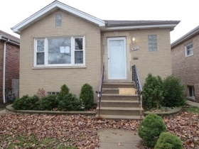 3830 Harvey Ave, Berwyn, IL 60402 