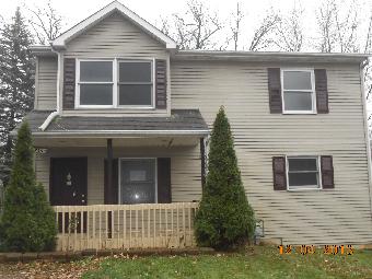 18903 W Hickory St, Mundelein, IL 60060 