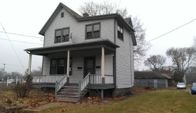 1118 Revell Ave, Rockford, IL 61107 