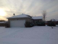 909 Redwood Dr, Elwood, IL 60421 