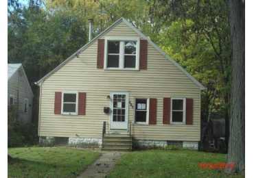 607 Leonard Ave, Dekalb, IL 60115 