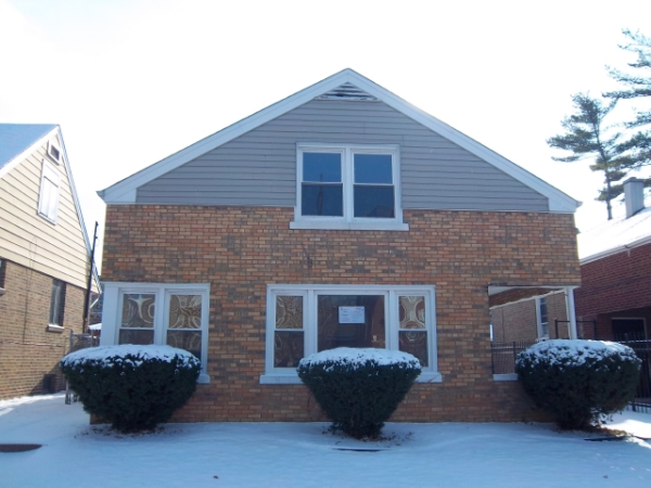 1743 E 73rd St, Chicago, IL 60649 