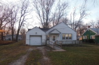 17834 Locust St, Lansing, IL 60438 